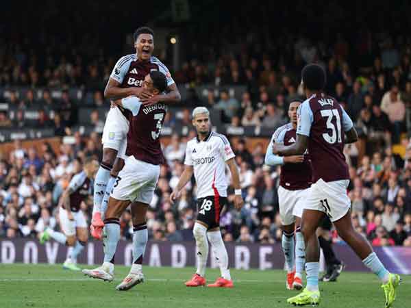 Aston Villa được thành lập vào năm 1874