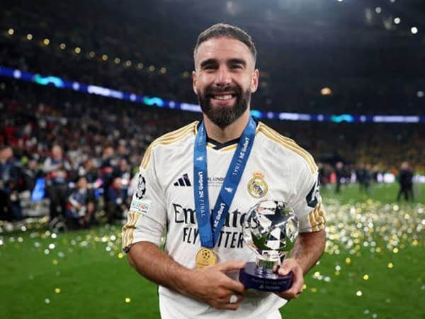 Cầu thủ Carvajal đã trở lại Real Madrid và khẳng định vị thế