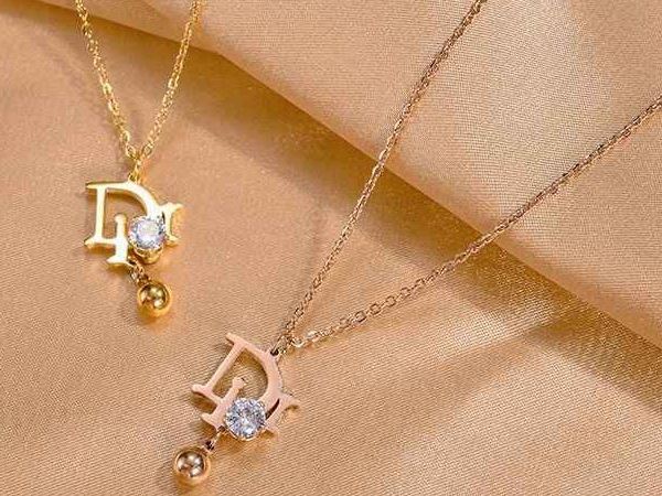 Ngủ mơ thấy dây chuyền vàng có phải điềm báo giàu sang?