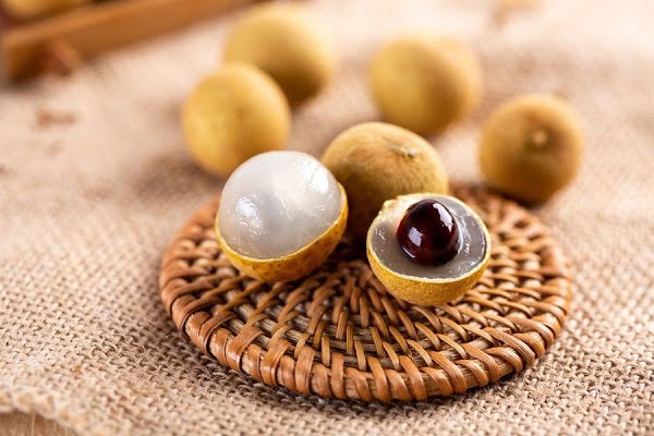 Nằm mơ thấy quả nhãn là điềm lành hay cảnh báo ngầm?