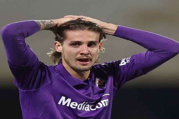 Cầu thủ Fiorentina thất thần sau trận thua Atalanta