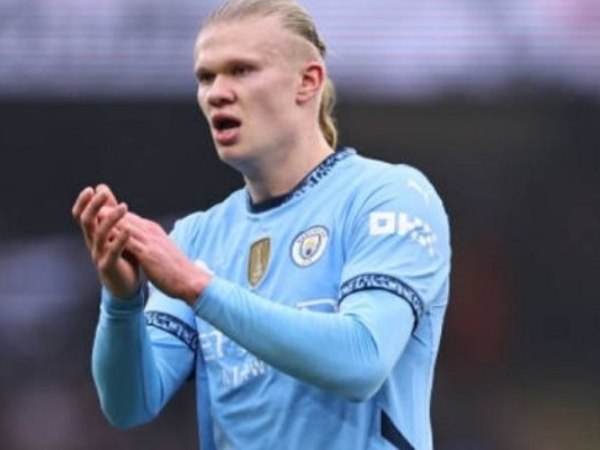 Khối lượng thi đấu cao khiến Haaland quá tải