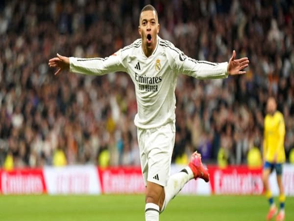 Mbappé trở thành cầu thủ đắt giá nhất lịch sử Real Madrid