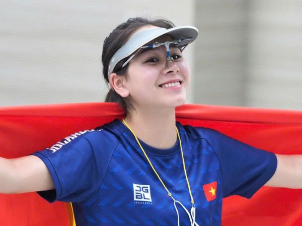 Trịnh Thu Vinh dẫn đầu bắn súng với loạt HCV ấn tượng