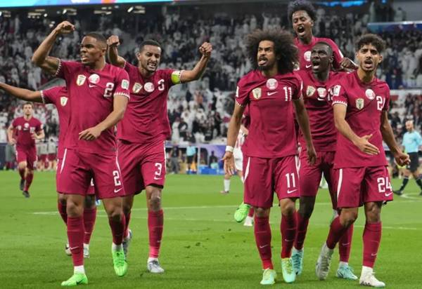 Cầu thủ bóng đá Qatar Cầu thủ bóng đá Qatar