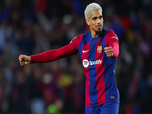 Ronald Araujo – Tương lai hàng thủ