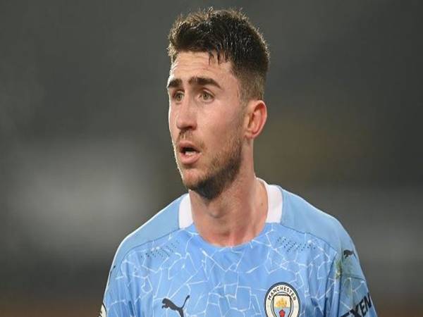 Tìm hiểu hậu vệ Man City xuất sắc nhất gồm những ai?