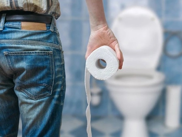 Nằm mơ thấy đi vệ sinh là điềm báo gì, con gì may mắn?